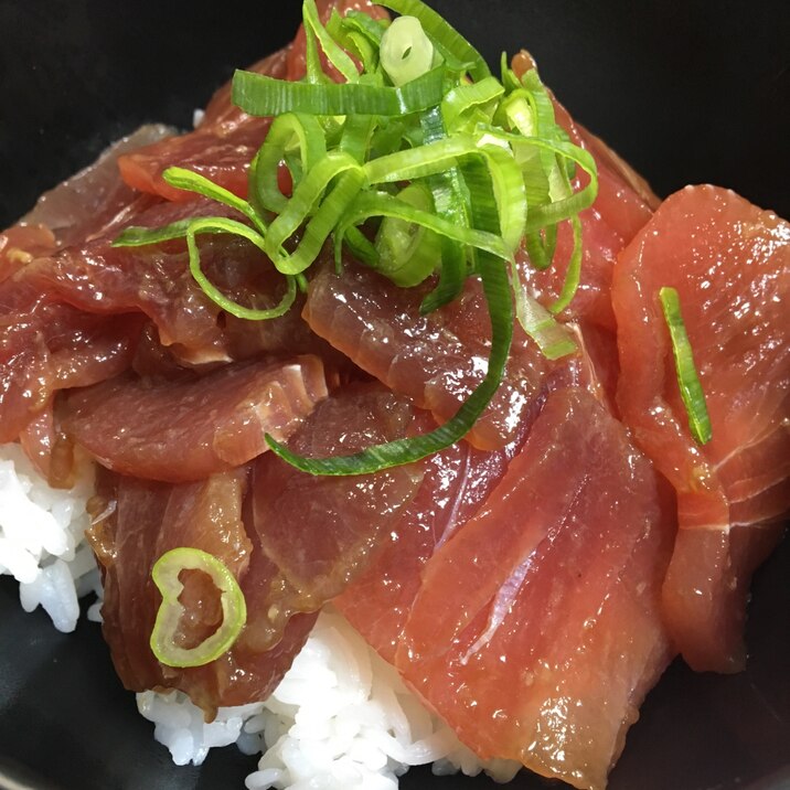 安いマグロで！中華風鉄火丼